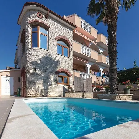 Awesome Home In Pula With Wifi And Outdoor Swimming Pool